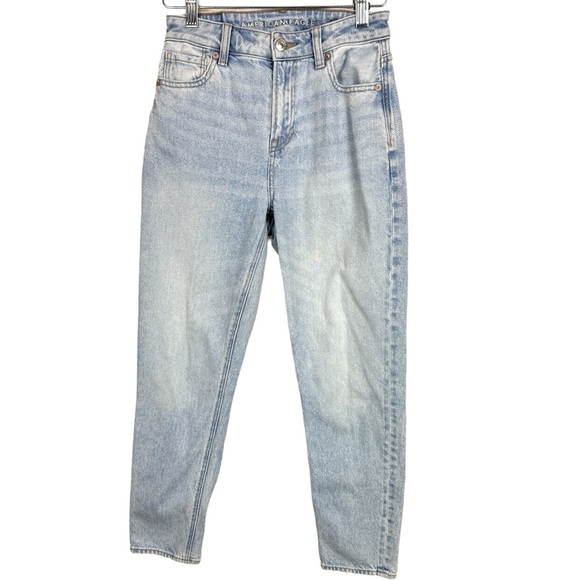 American Eagle Strigid Mom Jeans light wash sz 0 - Picture 1 of 7